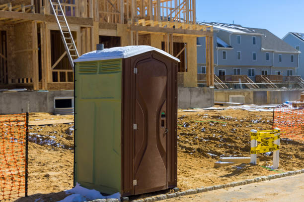 Best Portable bathroom rental  in Bangor Base, WA